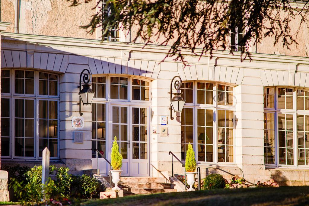 Chateau De Beauvois - La Maison Younan Saint-Étienne-de-Chigny Exterior photo