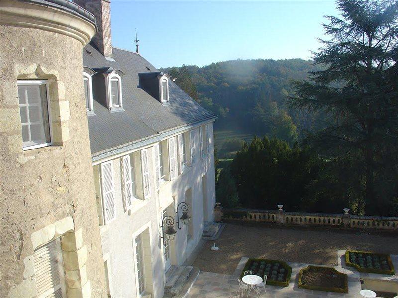 Chateau De Beauvois - La Maison Younan Saint-Étienne-de-Chigny Exterior photo